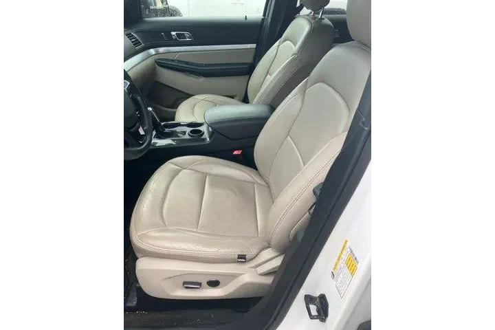 $19491 : Ford Explorer 2018 Base 4dr image 2