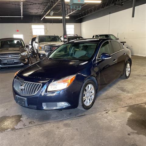 $9000 : 2012 BUICK REGAL image 8