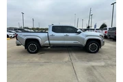 $35490 : Toyota Tacoma 2024 4x2 TRD S thumbnail