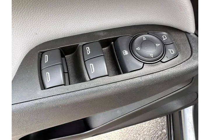 $22888 : Chevrolet Equinox 2023 4x4 L image 9