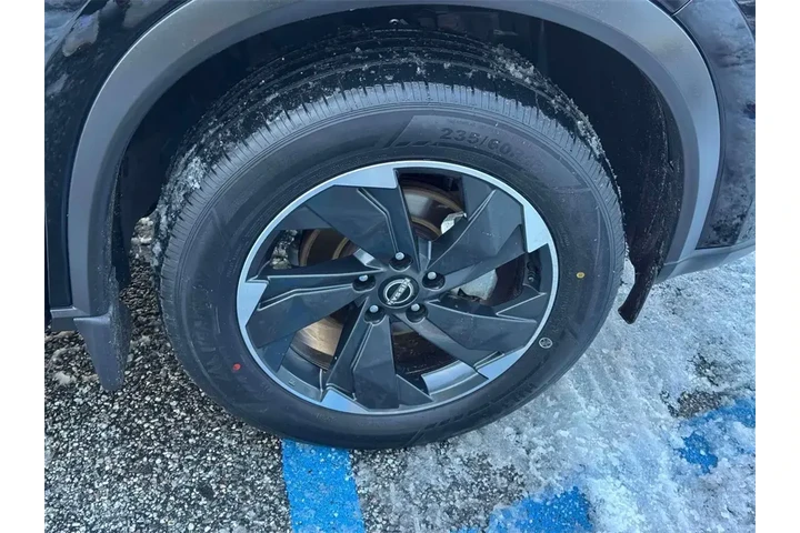 $22222 : Nissan Rogue 2024 AWD SV 4dr image 10