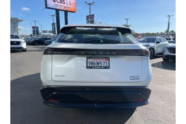 $22981 : Nissan Ariya 2024 AWD Engage image 6