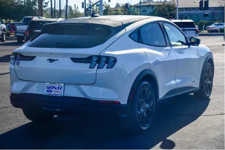 $29555 : Ford Mustang Mach-E 2024 Sel image 4