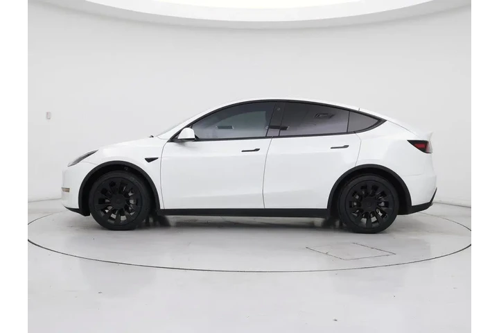 $29998 : Tesla Model Y 2022 AWD Long image 3