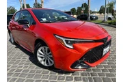 $26995 : Toyota Corolla Hatchback 202 thumbnail
