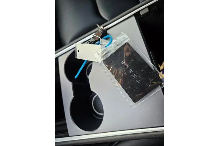 $28799 : Tesla Model Y 2023 AWD Long image 4