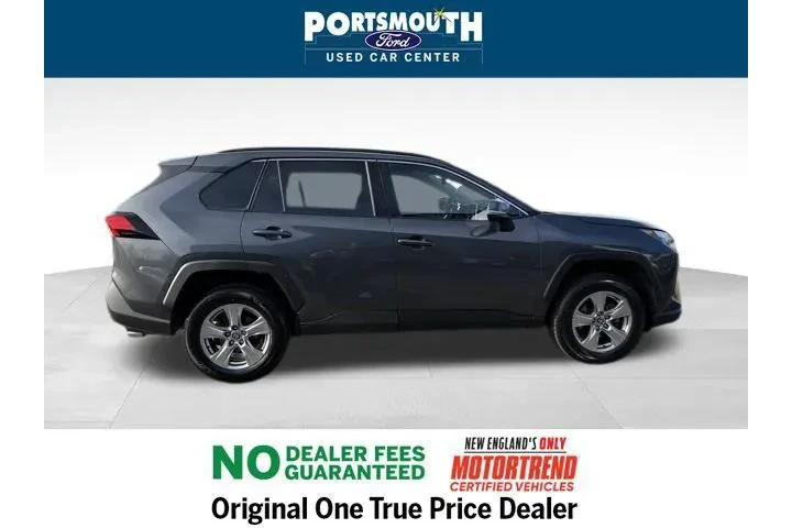 $27495 : Toyota RAV4 2023 AWD XLE 4dr image 6