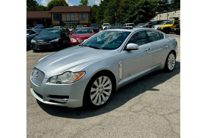 $4900 : 2009 XF Premium Luxury image 3