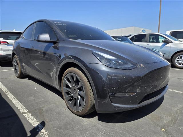 $40991 : Pre-Owned 2024 Model Y Long R image 6