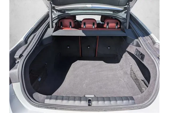 $32540 : BMW i4 2023 eDrive35 Gran Co image 6