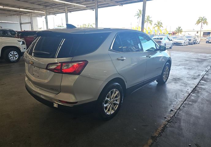 2019 Equinox image 4