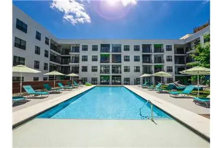 $2511 : Rental property with 1 bedro image 1