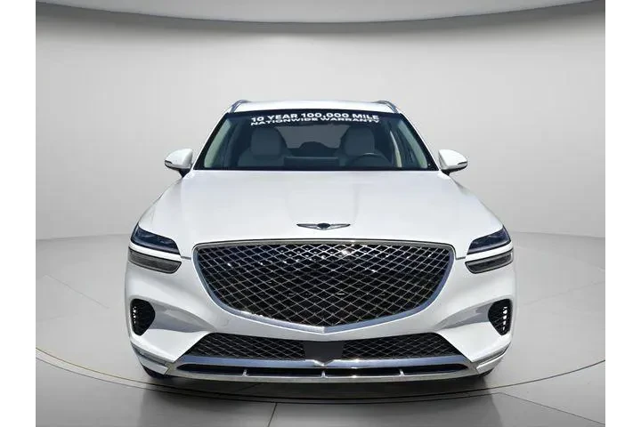 $38478 : Genesis GV70 2025 AWD 2.5T S image 4