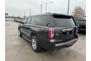 $16980 : 2016 GMC Yukon XL 4WD 4dr Den thumbnail