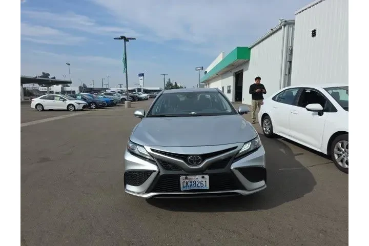 $28500 : Toyota Camry 2024 XSE 4dr Se image 2