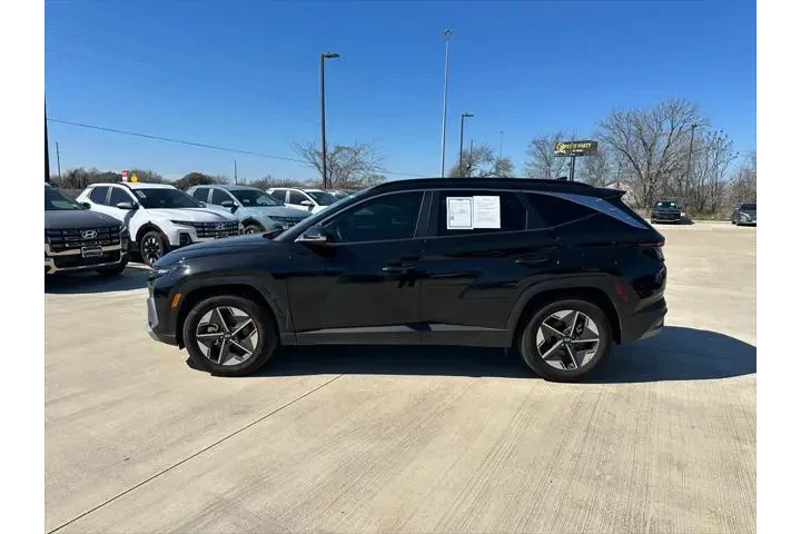 $27195 : Hyundai TUCSON 2025 SEL Conv image 8