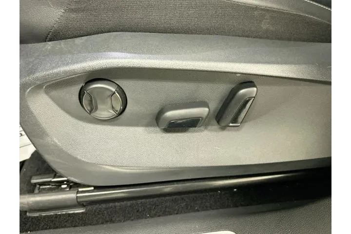 $26500 : Volkswagen Tiguan 2023 AWD S image 10