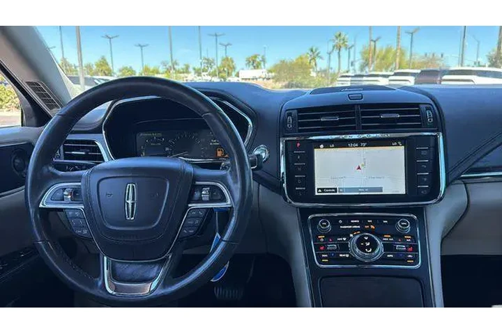 $25852 : Lincoln Continental 2018 Sel image 5