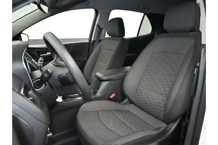 $13995 : Chevrolet Equinox 2021 LT 4d image 10