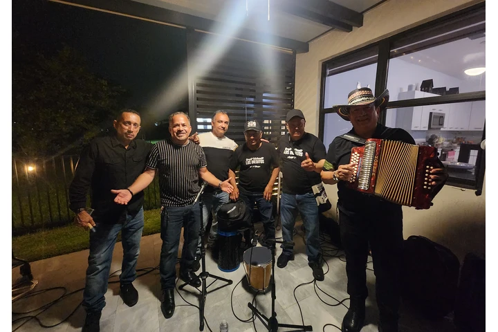 Grupo Vallenato en Naples Fl image 1