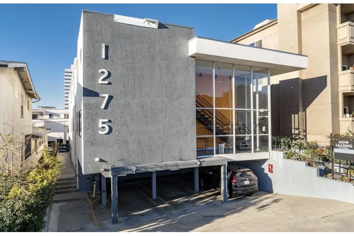 $1500 : 1 bedroom Apartment in Carson image 1