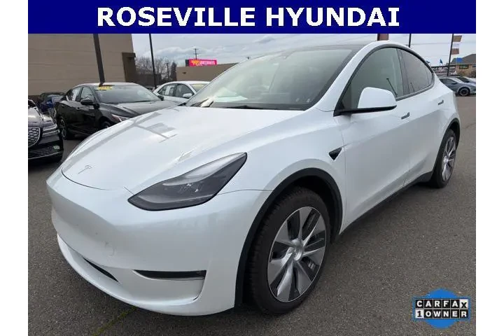 $29991 : Tesla Model Y 2023 AWD Long image 1