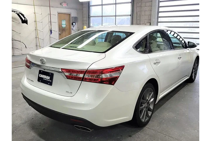 $21998 : Toyota Avalon 2015 XLE Touri image 5