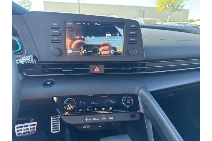 $20900 : Hyundai ELANTRA 2025 SEL Spo image 8