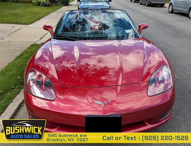 $37990 : Used 2012 Corvette 2dr Conv w image 1