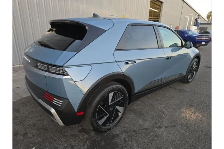 $37129 : Hyundai IONIQ 5 2026 SEL 4dr image 4