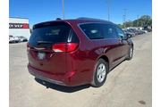 $7980 : 2017 Pacifica Touring-L Plus thumbnail