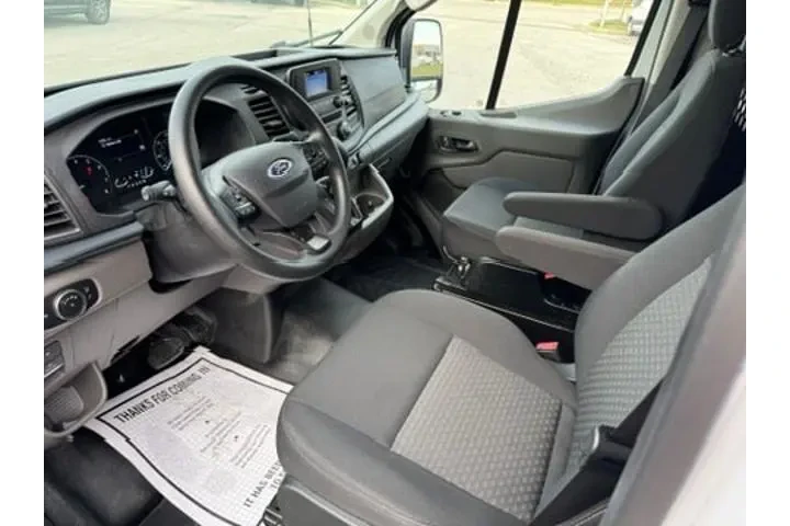$33988 : Ford Transit 2023 250 3dr SW image 9