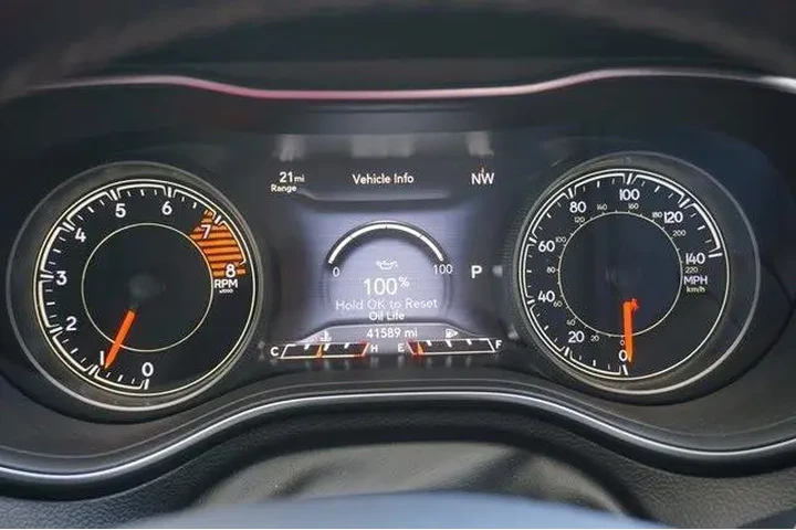 $16500 : Jeep Cherokee 2021 Latitude image 7