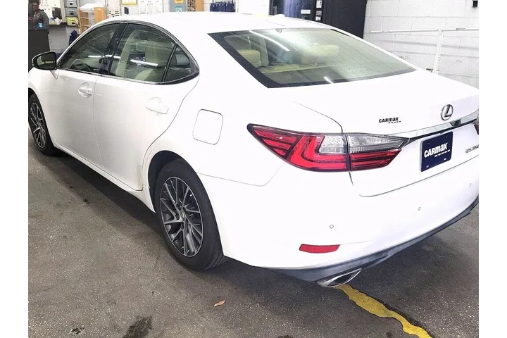 $22998 : Lexus ES 350 2016 4dr Sedan image 7