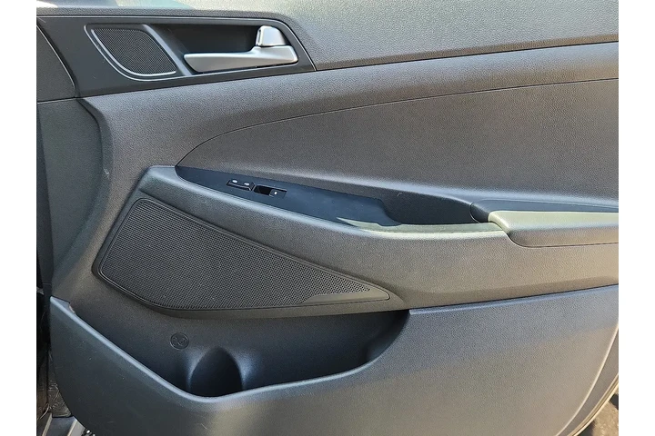 $11989 : Hyundai TUCSON 2016 AWD Eco image 10