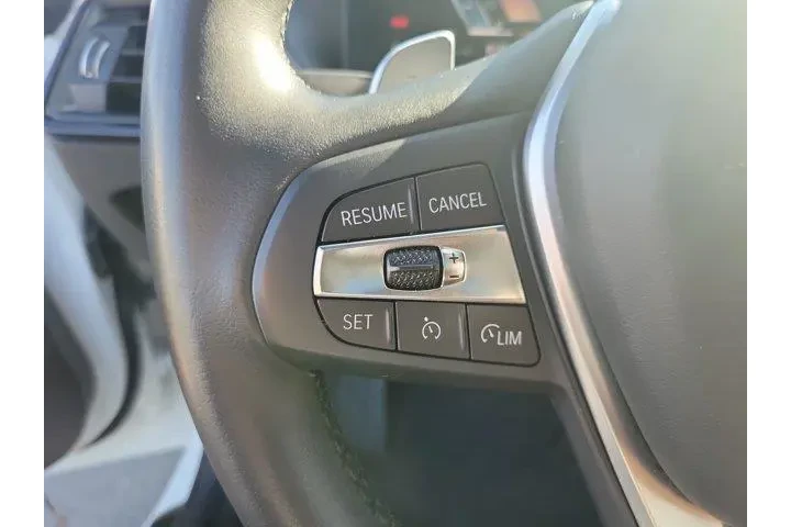 $32000 : BMW 2 Series 2023 230i 2dr C image 5