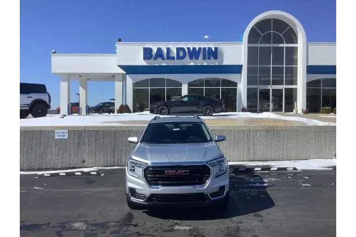 $21950 : GMC Terrain 2022 AWD SLE 4dr image 2