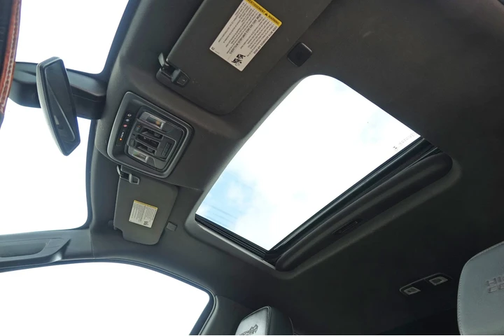 $27995 : 2020 Silverado 1500 4WD Crew image 10