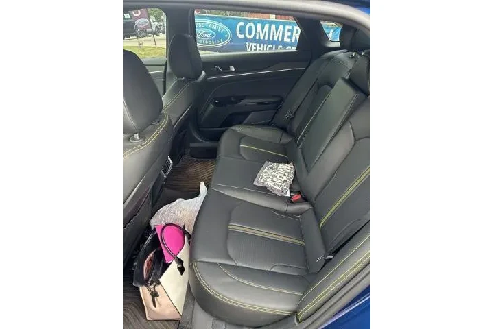 $30539 : Kia K5 2025 GT 4dr Sedan image 7