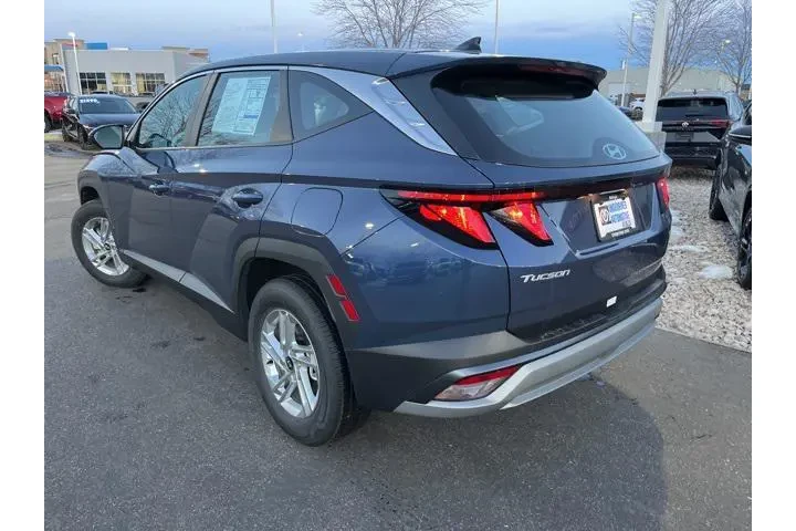 $28488 : Hyundai TUCSON 2025 AWD SE 4 image 3