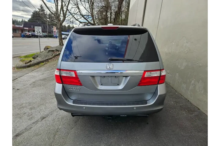 $3999 : 2006 Odyssey Touring w/DVD w/ image 5