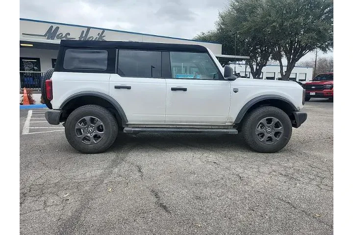 $35998 : Ford Bronco 2024 4x4 Big Ben image 2