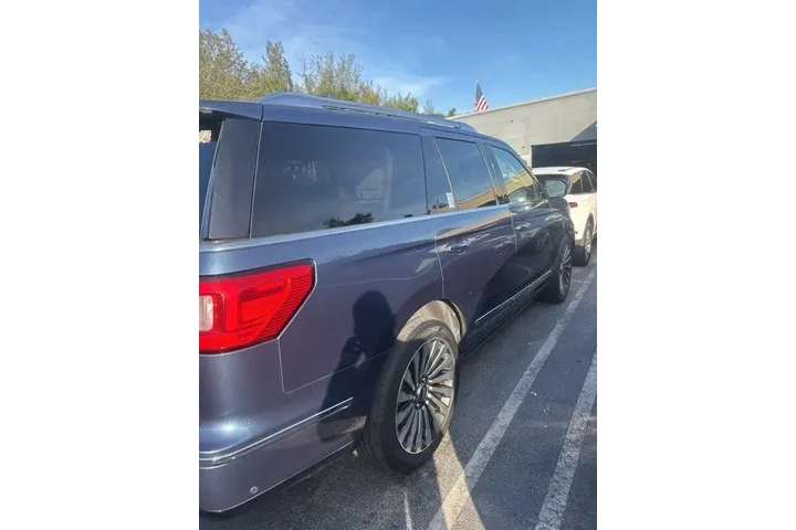 $35990 : Lincoln Navigator 2019 4x4 R image 6