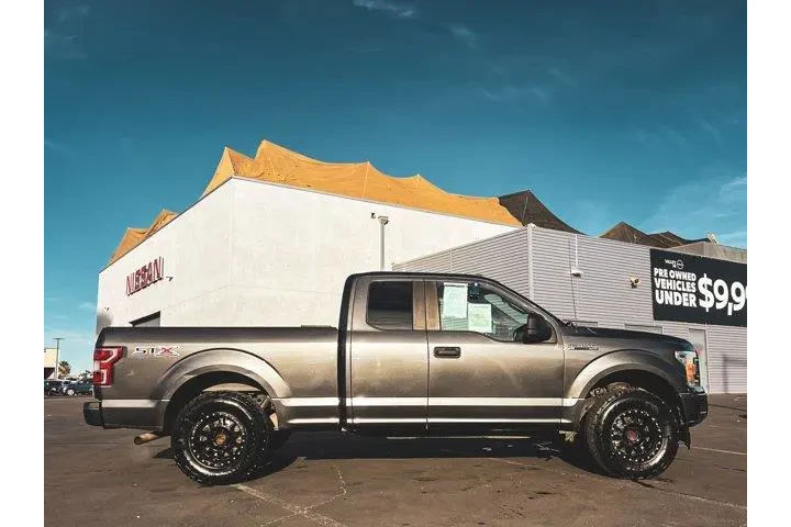 $17997 : Ford F-150 2018 4x2 XL 4dr S image 8