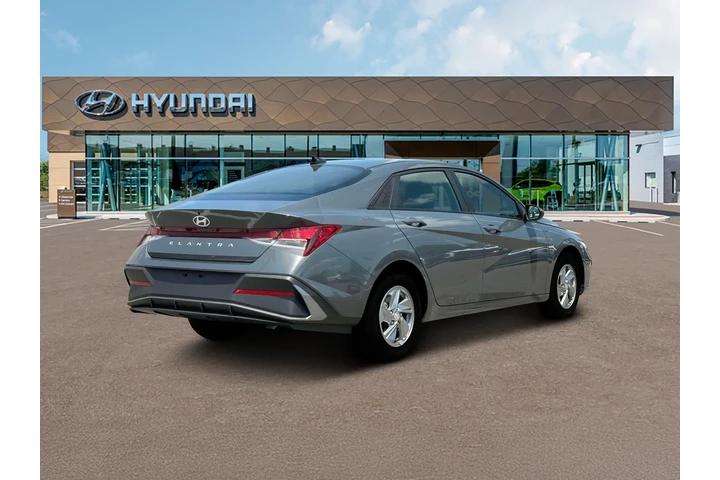 $18551 : Hyundai ELANTRA 2024 SE 4dr image 7