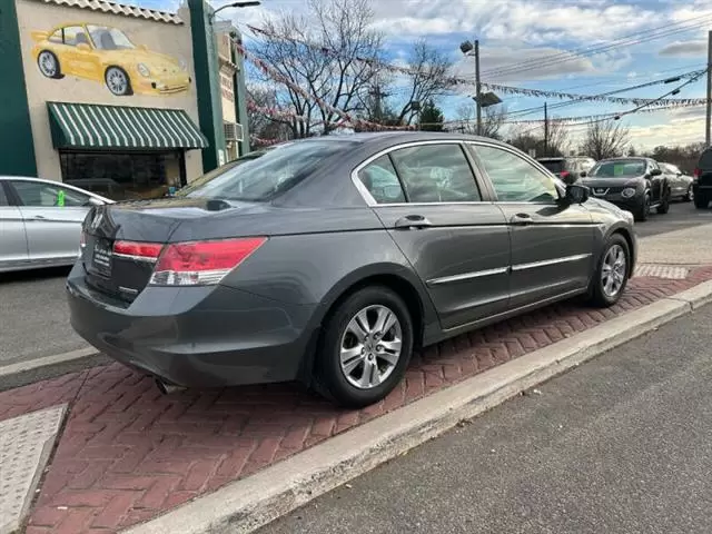 $6495 : 2012 Accord SE image 4