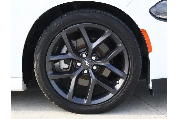 $34788 : Dodge Charger 2022 R/T 4dr S image 8