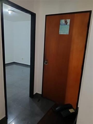 $37000 : Se vende apartamento Boleita image 3