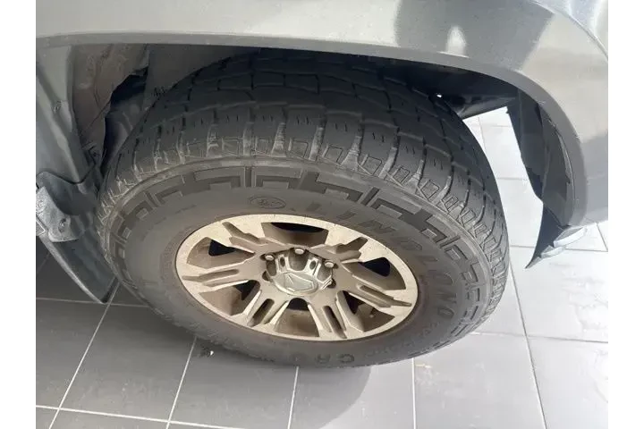 $24447 : Toyota Tacoma 2017 4x2 TRD O image 5