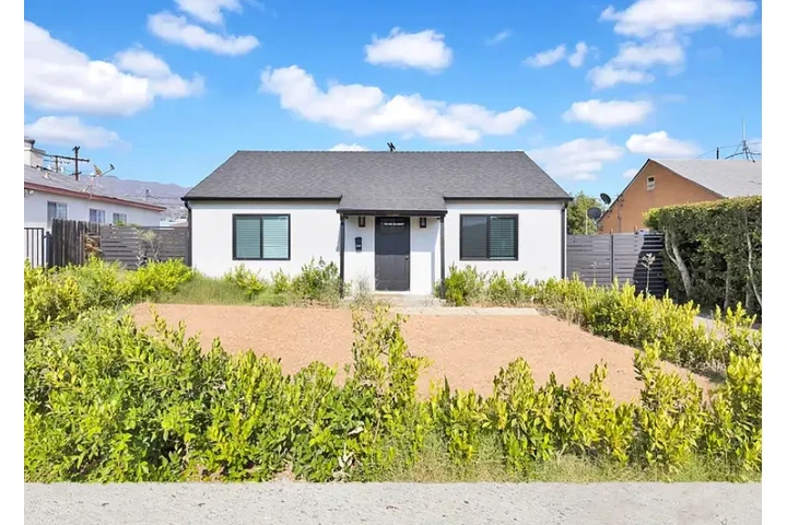 $1500 : Hermosa casa🏠en Burbank 🏠 image 1